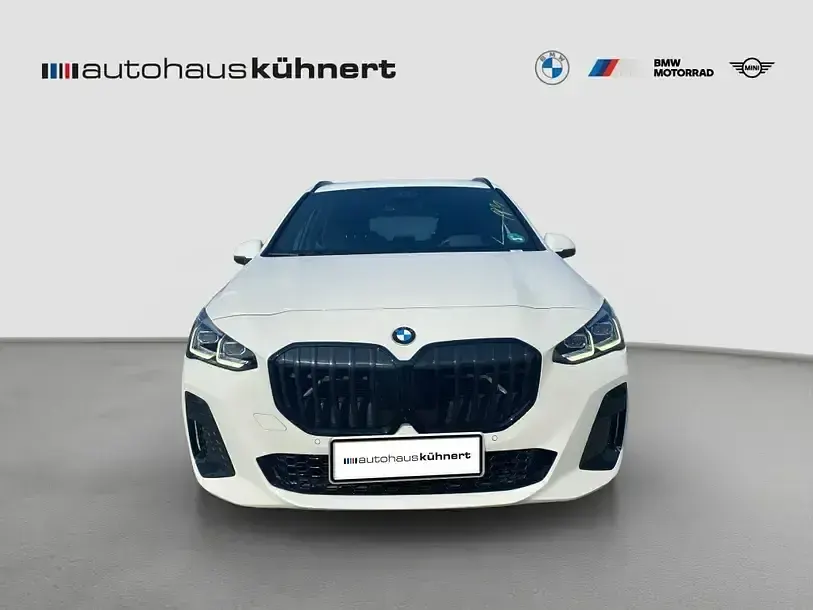Gebraucht BMW 223 Active Tourer M Sport 204 PS (150 kW) 2025 Weiß Van / Kleinbus