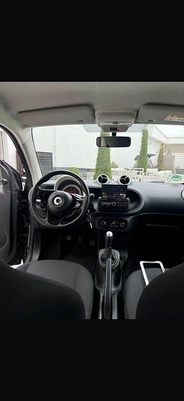 Gebraucht Smart ForTwo Coupé 60 PS (44 kW) 2017 Schwarz Coupé