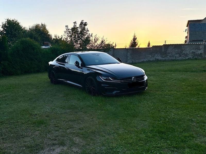 Gebraucht VW Arteon R-line 190 PS (139 kW) 2019 Schwarz Kleinwagen