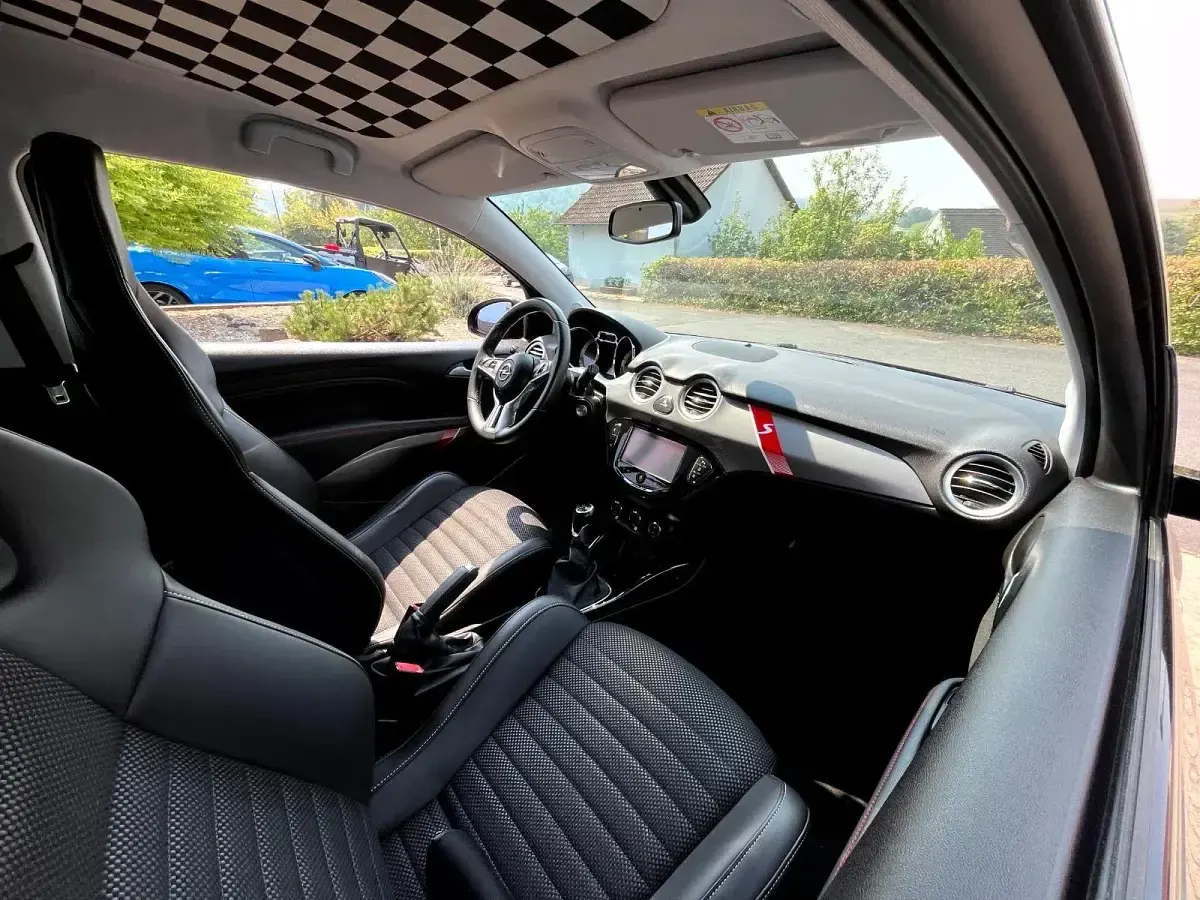 Gebraucht Opel Adam S 150 PS (110 kW) 2016 Schwarz Kleinwagen