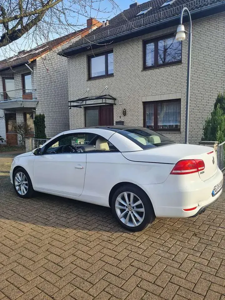 Gebraucht VW Eos Cup 211 PS (155 kW) 2014 Cabrio