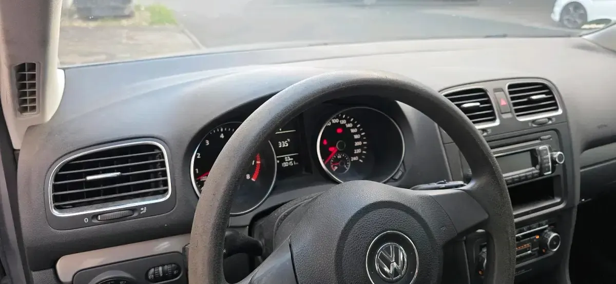 Gebraucht VW Golf VI 80 PS (58 kW) 2009 Grau Limousine
