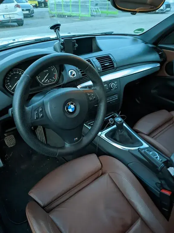 Gebraucht BMW 130 M Performance 258 PS (189 kW) 2011 Weiß Kleinwagen