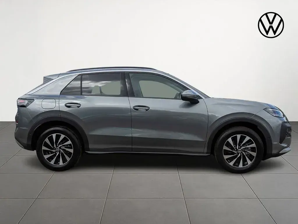 Neu VW T-Roc Life 150 PS (110 kW) 2026 Grau SUV