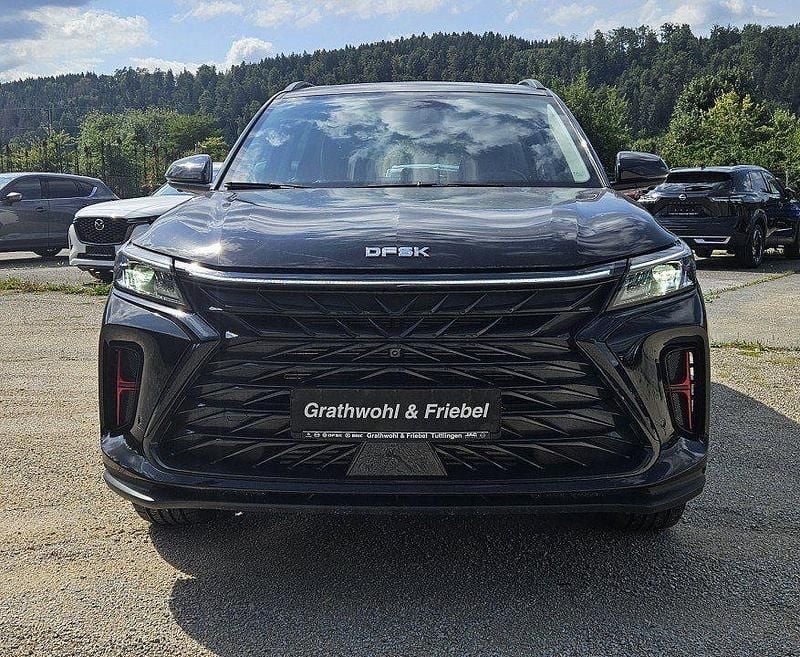 Neu DFSK Fengon 177 PS (130 kW) 2025 Gilded black SUV