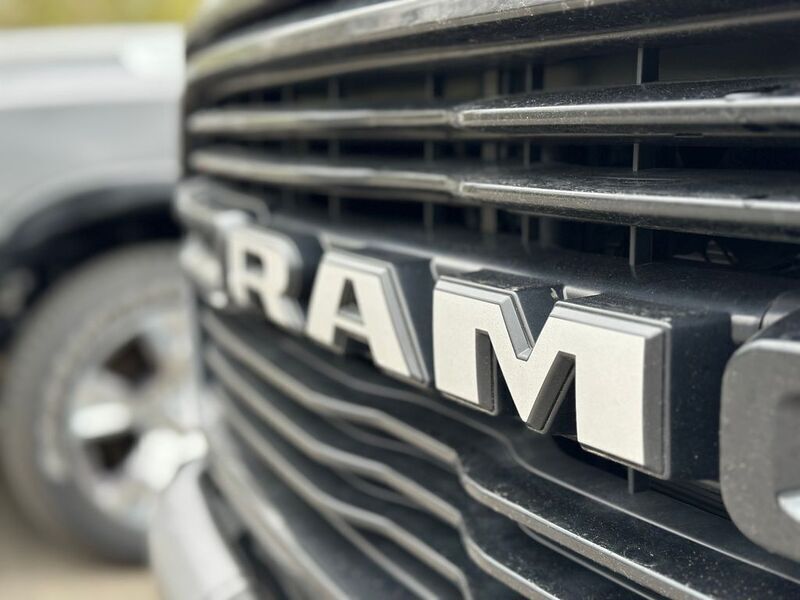 Second-hand Dodge Ram 401 CP (294 kW) 2021 Gri Pickup