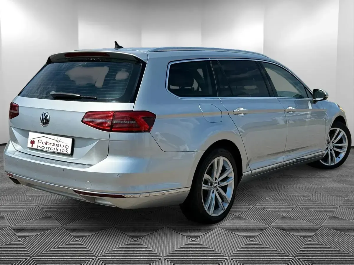 Gebraucht VW Passat Highline 190 PS (139 kW) 2015 Silber Kombi
