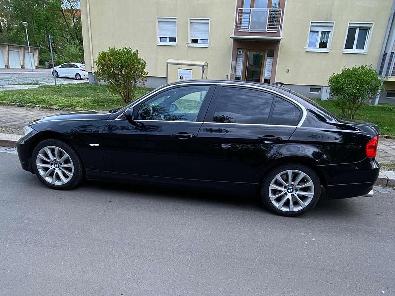 Schwarz Gebraucht 2008 BMW 325 Limousine | 9.299 € (Teuer) - Bild 1/4