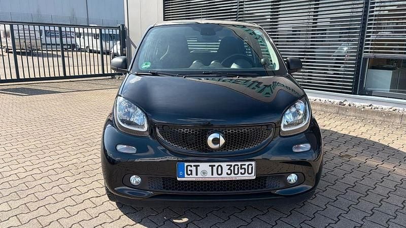 Gebraucht Smart ForFour Basis 71 PS (52 kW) 2017 Schwarz Kleinwagen