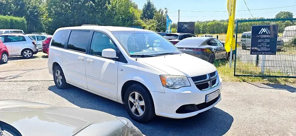 Gebraucht Dodge Grand Caravan 287 PS (211 kW) 2011 Weiß Van / Kleinbus
