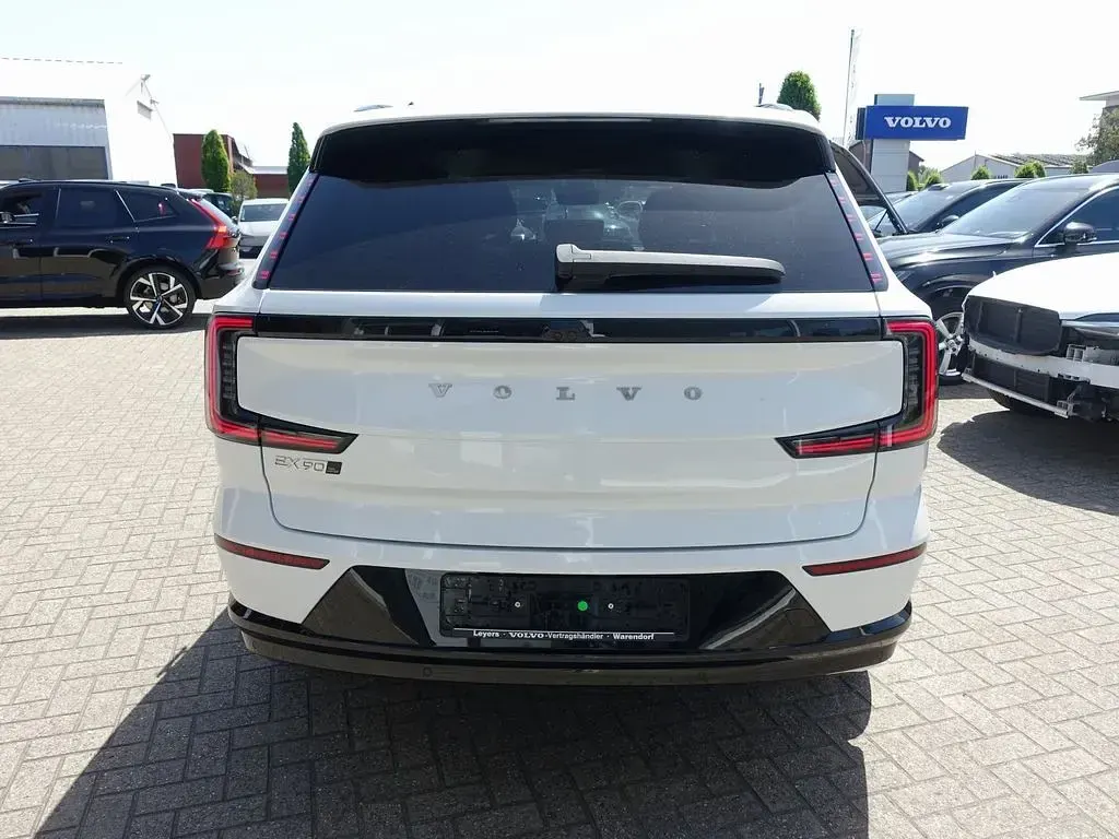 Gebraucht Volvo EX90 Plus 300 kW (408 PS) 2025 Weiß SUV