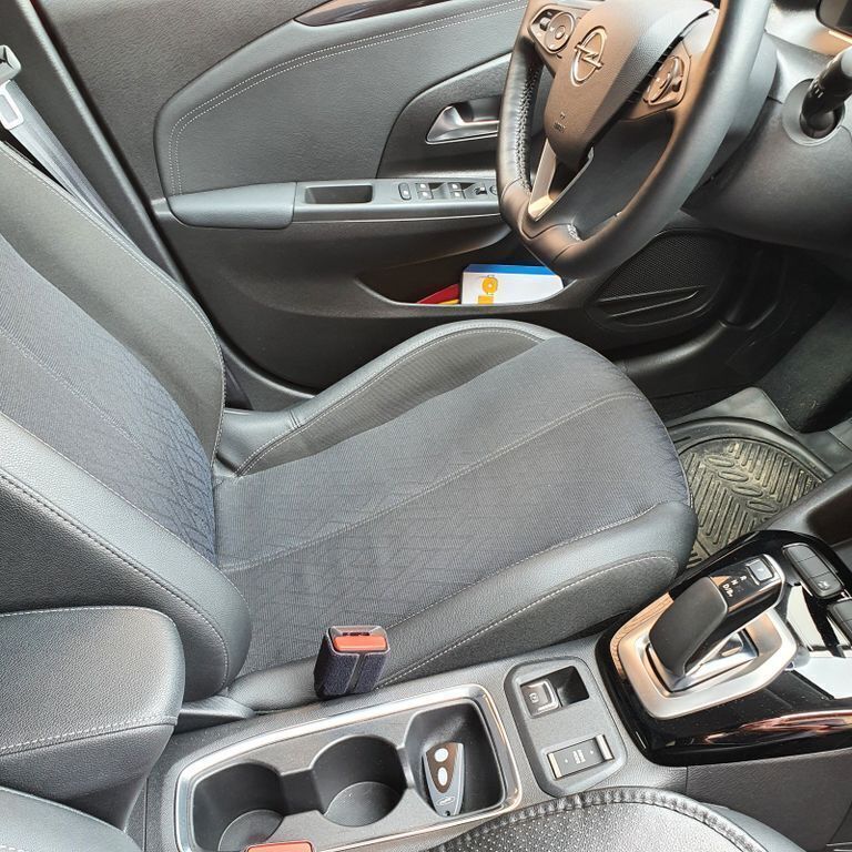 Gebraucht Opel Corsa-e Elegance 100 kW (136 PS) 2021 Rot Kleinwagen