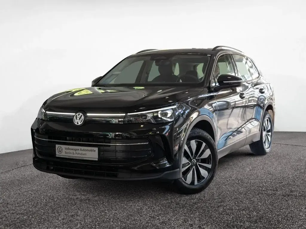 Gebraucht VW Tiguan Goal 150 PS (110 kW) 2025 Schwarz SUV