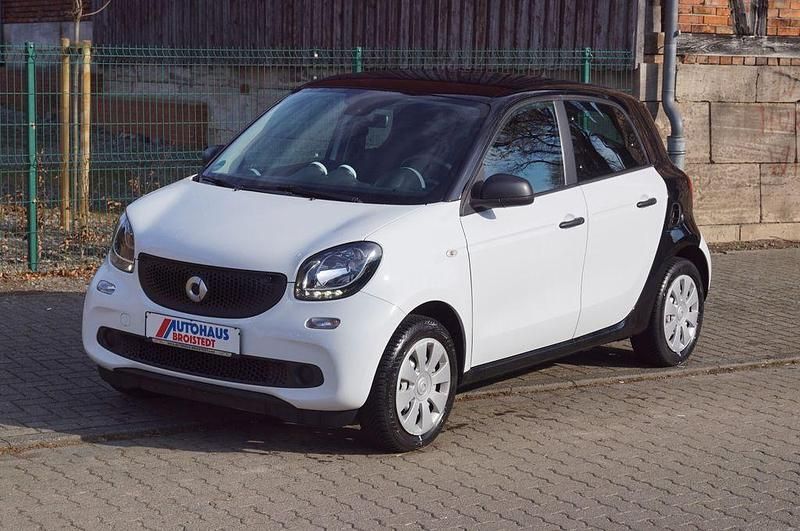 Gebraucht Smart ForFour 71 PS (52 kW) 2019 Schwarz Kleinwagen