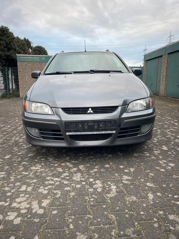 Second-hand Mitsubishi Space Star 120 CP (88 kW) 2005 Gri Berlinǎ