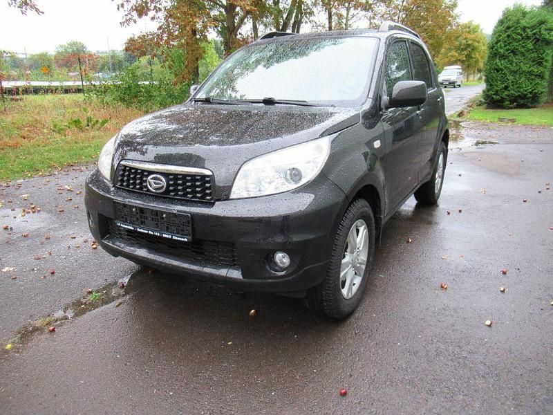 Schwarz Gebraucht 2011 Daihatsu Terios SUV | 11.999 € - Bild 1/4