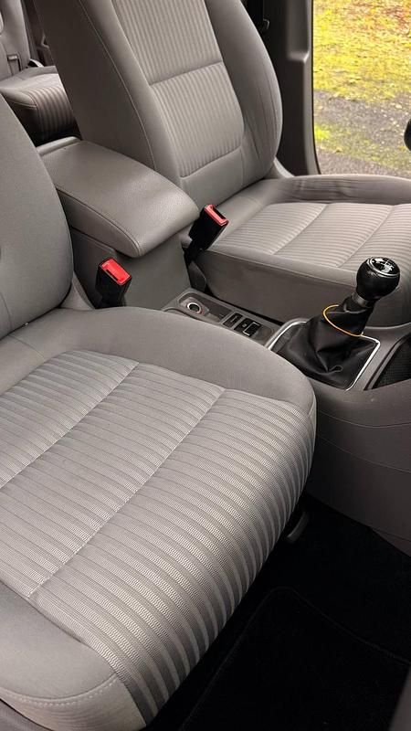 Gebraucht Seat Alhambra 150 PS (110 kW) 2011 Silber Van / Kleinbus