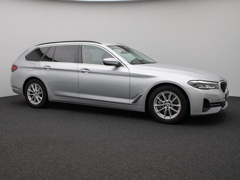 Gebraucht BMW 530 286 PS (210 kW) 2021 Silber Limousine