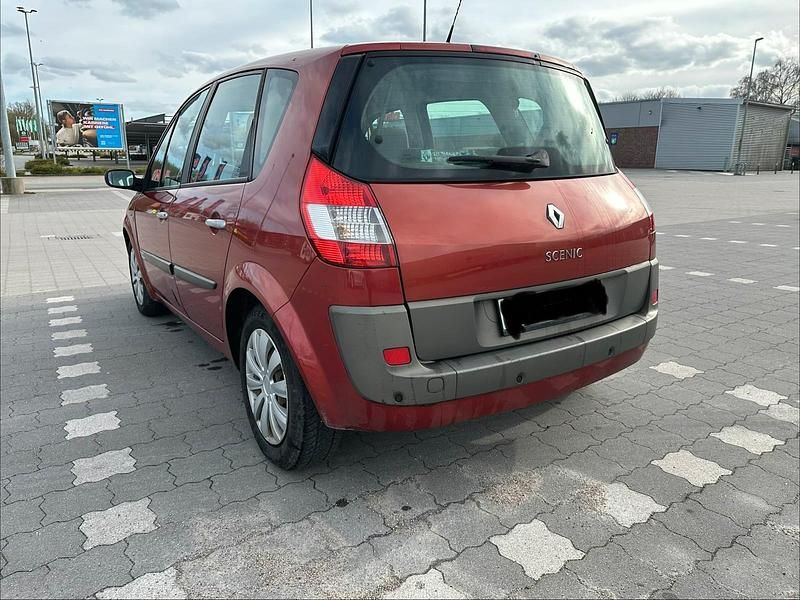 Gebraucht Renault Scénic II 135 PS (99 kW) 2005 Rot Van / Kleinbus