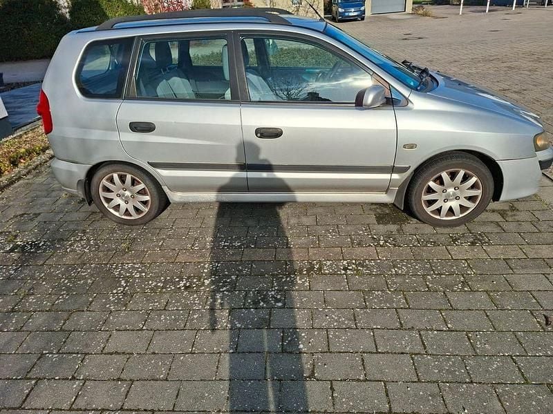 Gebraucht Mitsubishi Space Star 111 PS (81 kW) 2005 Silber Van / Kleinbus