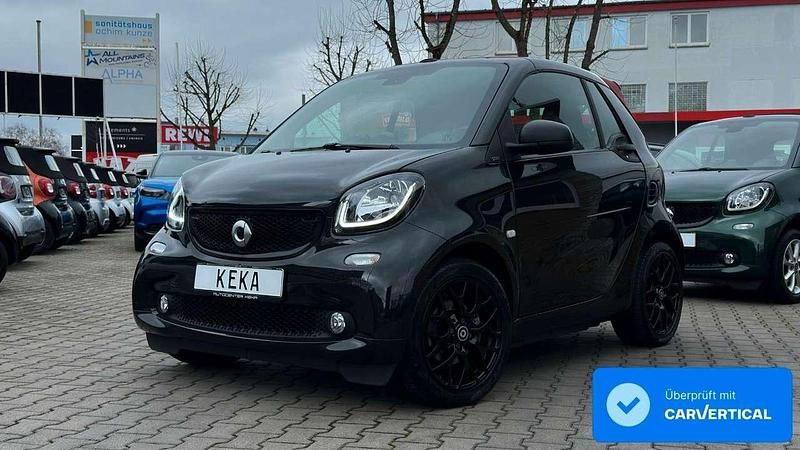 Gebraucht Smart ForTwo Cabrio 90 PS (66 kW) 2019 Schwarz Cabrio