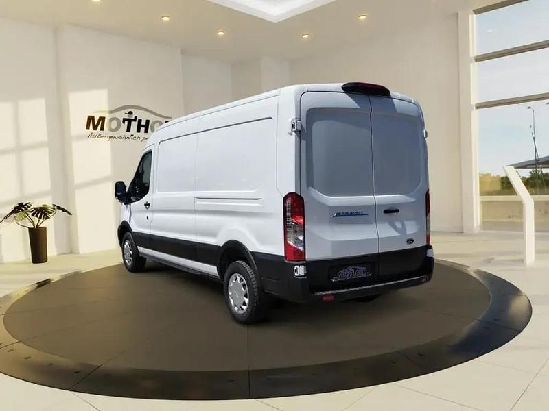Gebraucht Ford E-Transit Trend 135 kW (184 PS) 2022 Frostweiss Van