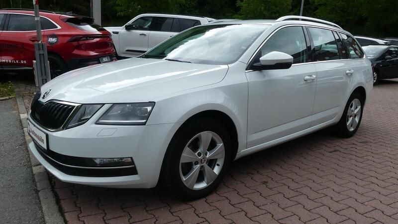 Weiß Gebraucht 2020 Skoda Octavia Style Kombi | 15.990 € (Guter Preis) - Bild 1/4