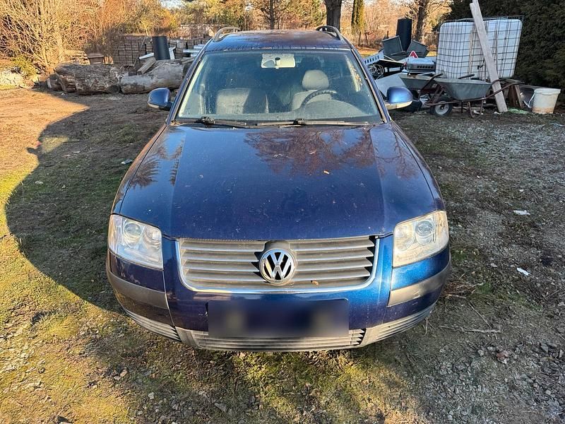 Gebraucht VW Passat 131 PS (96 kW) 2004 Blau Kombi