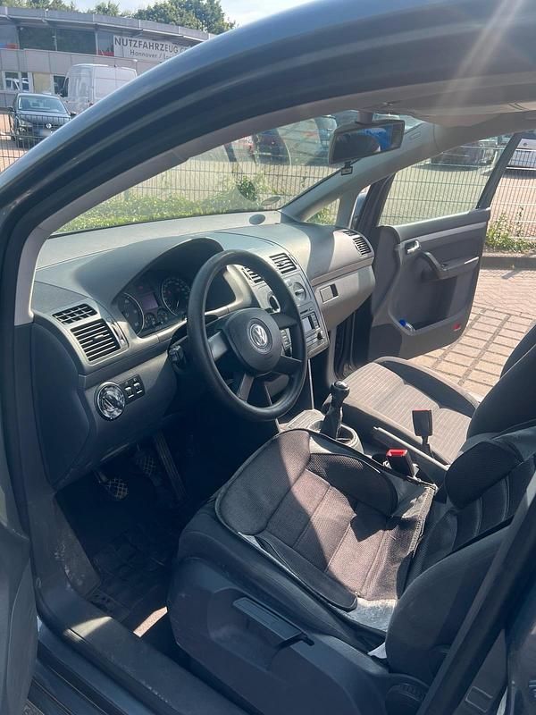 Gebraucht VW Touran 105 PS (77 kW) 2004 Grau Van / Kleinbus