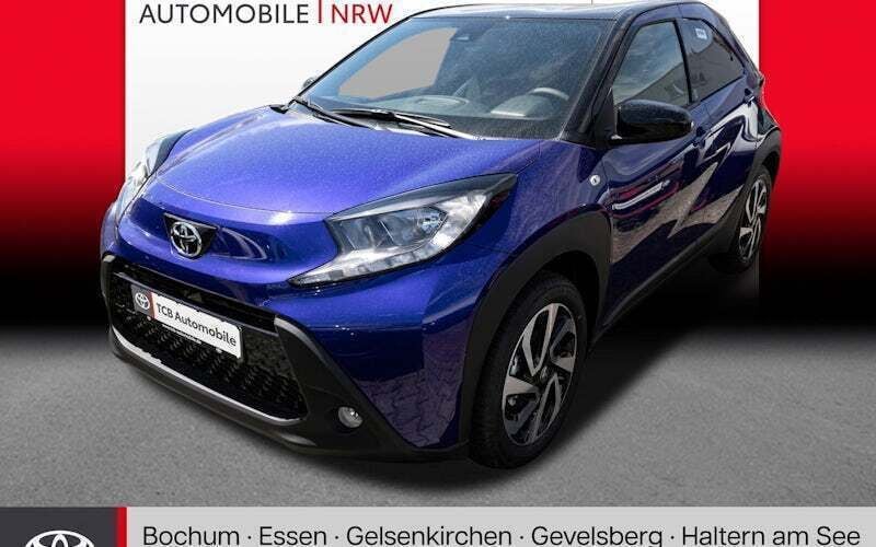 Blau Gebraucht 2024 Toyota Aygo Team Kleinwagen | 17.489 € (Fairer Preis) - Bild 1/4