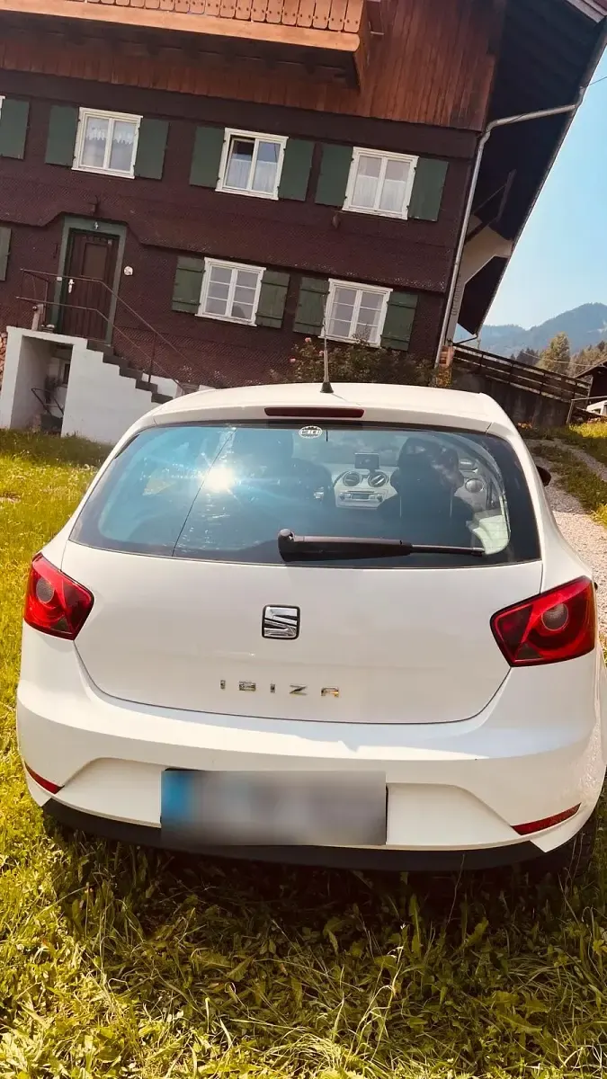 Gebraucht Seat Ibiza 75 PS (55 kW) 2015 Weiß Kleinwagen