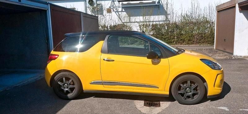 Gebraucht Citroën DS3 Cabriolet 120 PS (88 kW) 2013 Gelb Cabrio