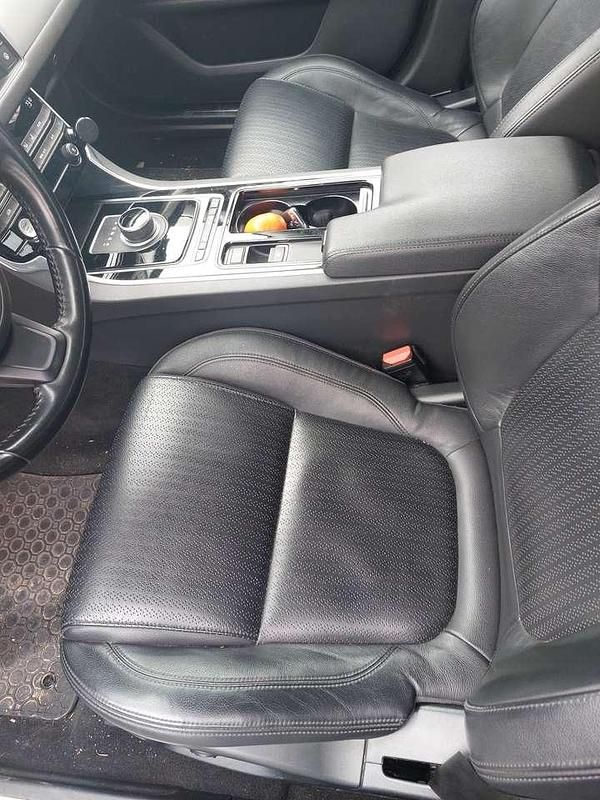 Gebraucht Jaguar XF Portfolio 179 PS (131 kW) 2017 Limousine