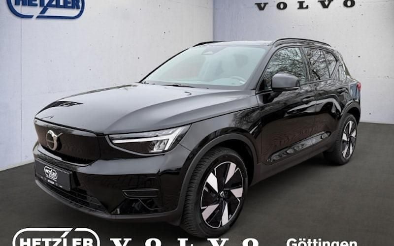 Second-hand Volvo EC40 Plus 185 kW (252 CP) 2025 Negru SUV