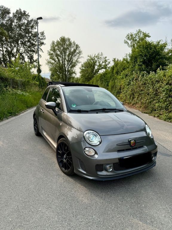 Grau Gebraucht 2016 Fiat 500 Abarth Kleinwagen | 12.300 € - Bild 1/4