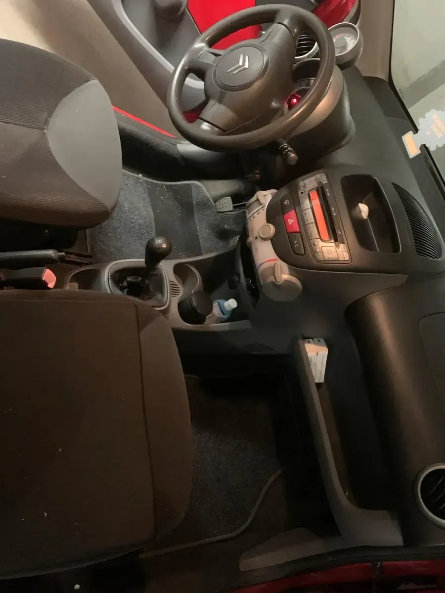 Gebraucht Citroën C1 68 PS (50 kW) 2008 Rot Kleinwagen