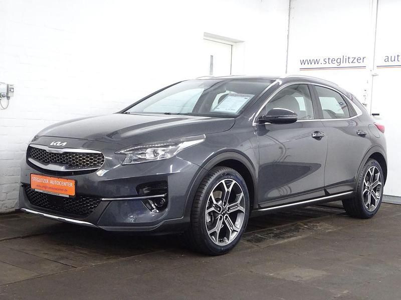 Dark penta Gebraucht 2022 Kia XCeed Spirit SUV | 22.800 € (Fairer Preis) - Bild 1/4