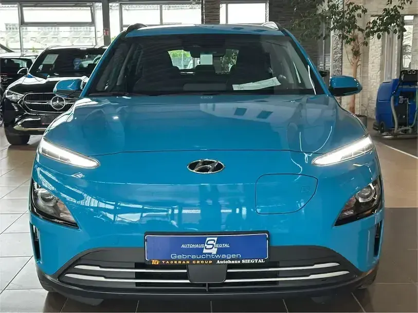 Gebraucht Hyundai Kona Select 100 kW (136 PS) 2023 Blau SUV