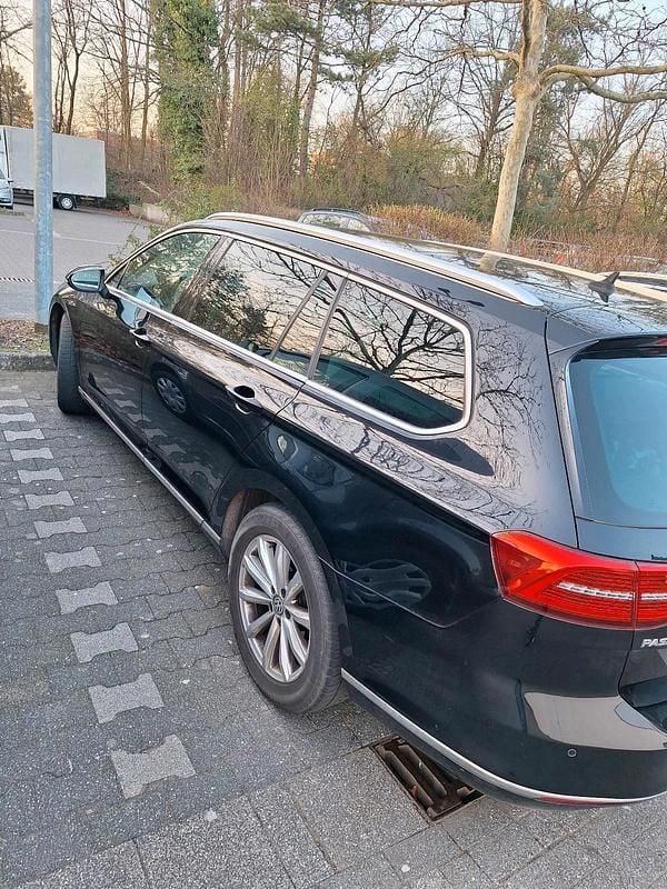 Gebraucht VW Passat 190 PS (139 kW) 2021 Schwarz Kombi