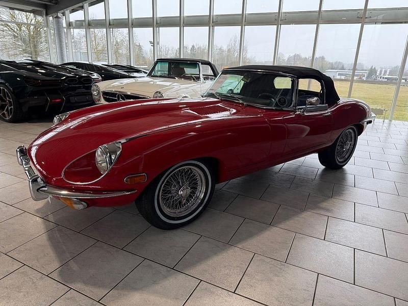 Gebraucht Jaguar E-Type 269 PS (197 kW) 1970 Rot Cabrio
