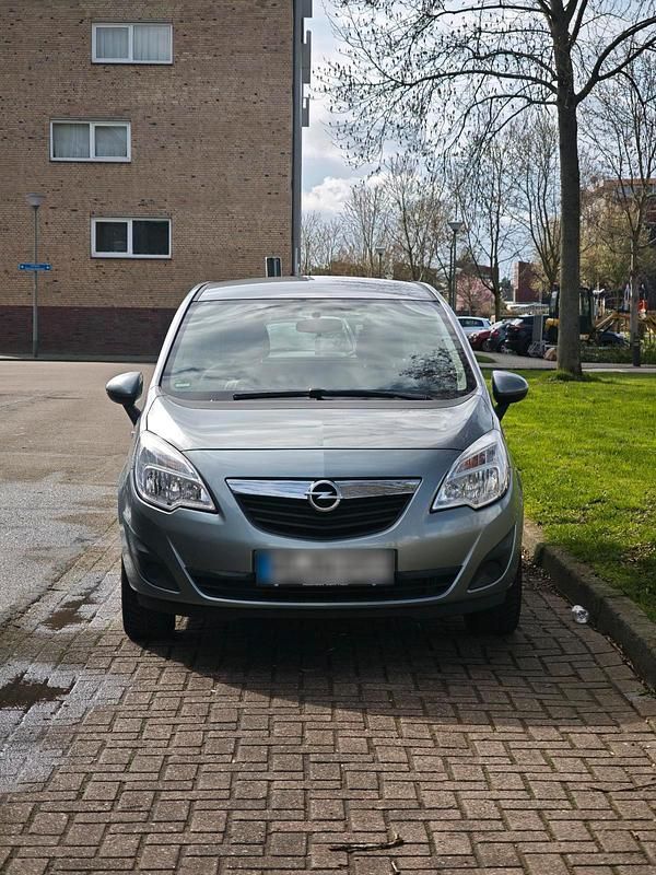 Gebraucht Opel Meriva 101 PS (74 kW) 2012 Grau Van / Kleinbus