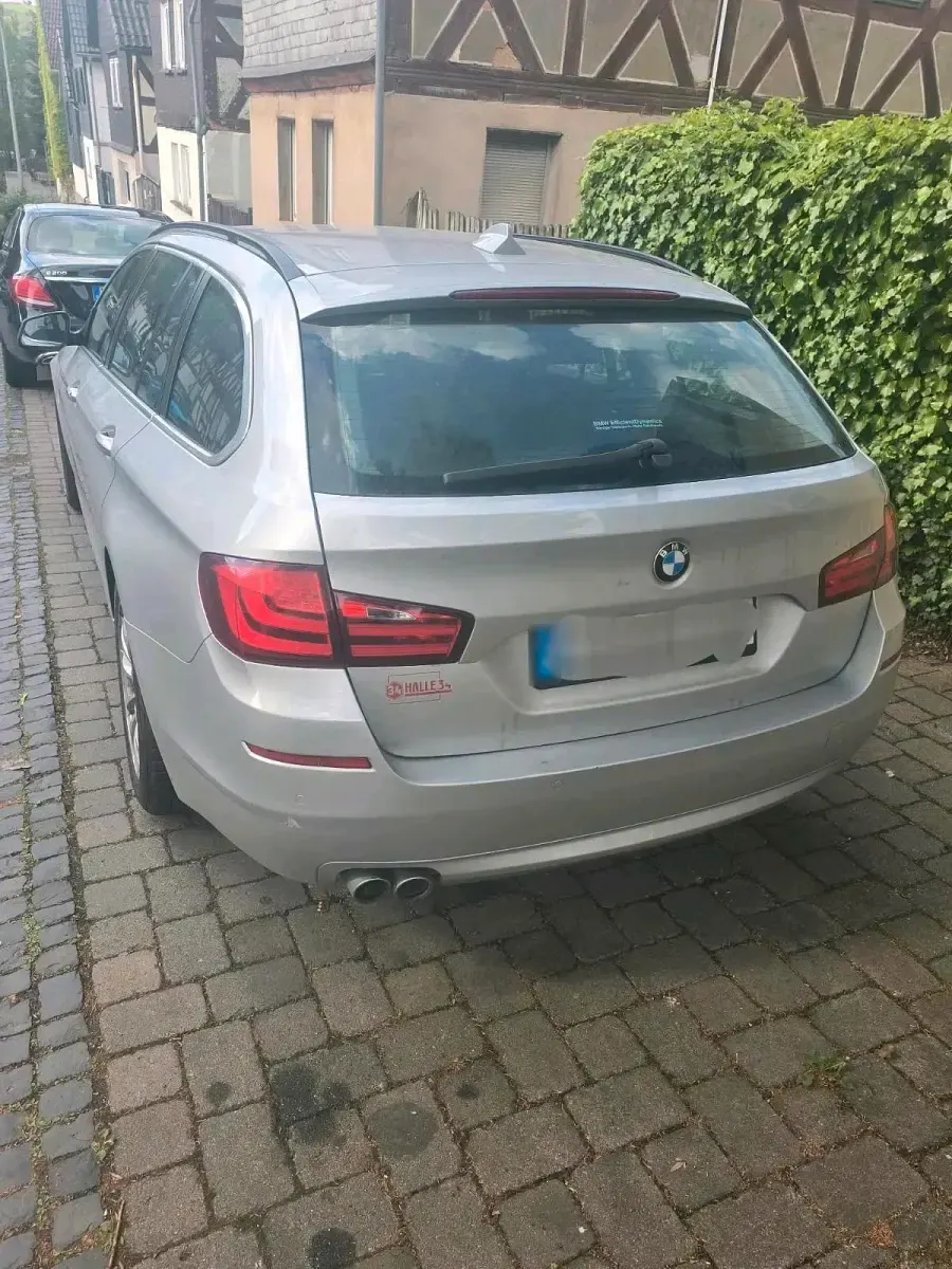 Gebraucht BMW 525 218 PS (160 kW) 2012 Silber Kombi