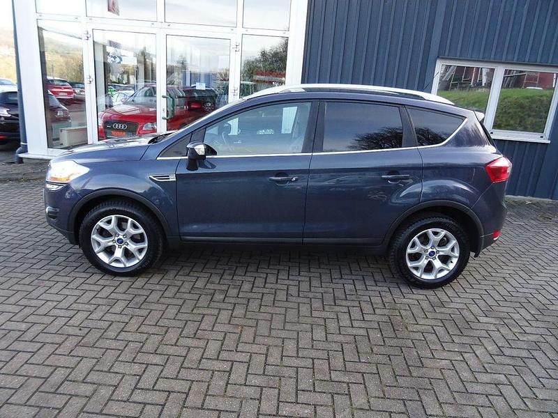 Gebraucht Ford Kuga Titanium 140 PS (102 kW) 2011 Grau SUV