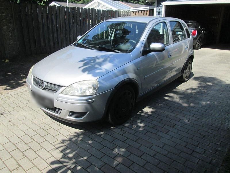 Gebraucht Opel Corsa 60 PS (44 kW) 2005 Silber Kleinwagen