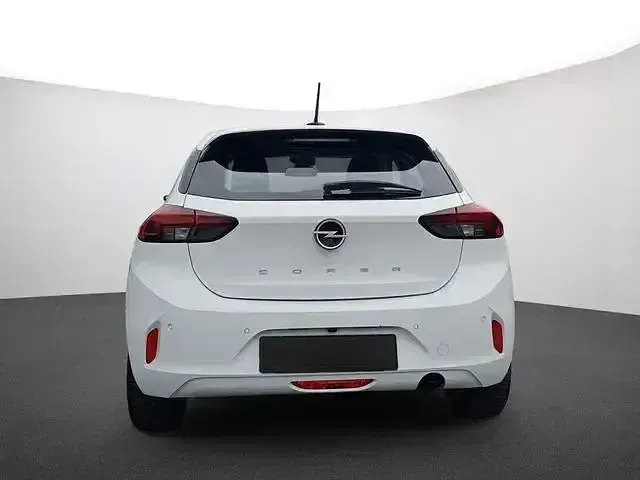 Gebraucht Opel Corsa Basis 101 PS (74 kW) 2024 Weiß Kleinwagen