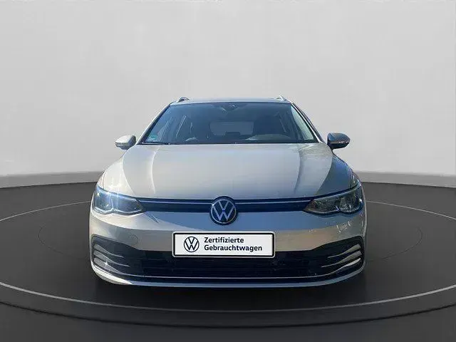 Gebraucht VW Golf VIII Move 131 PS (96 kW) 2024 Silber Kombi