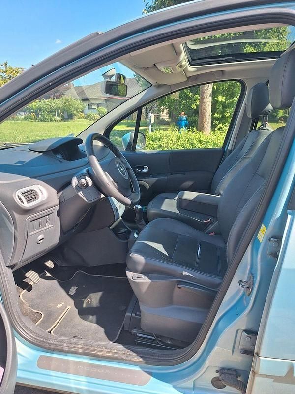 Gebraucht Renault Modus Dynamique 101 PS (74 kW) 2009 Blau Van / Kleinbus