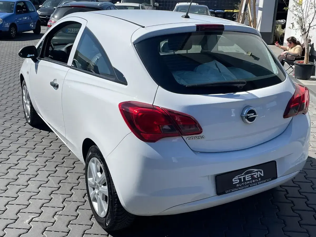 Gebraucht Opel Corsa Active 69 PS (50 kW) 2017 Weiß Kleinwagen