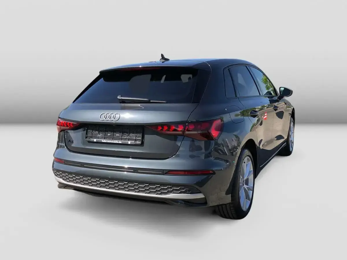 Ny Audi A3 Advanced 204 HK (150 kW) 2026 Grå Sedan