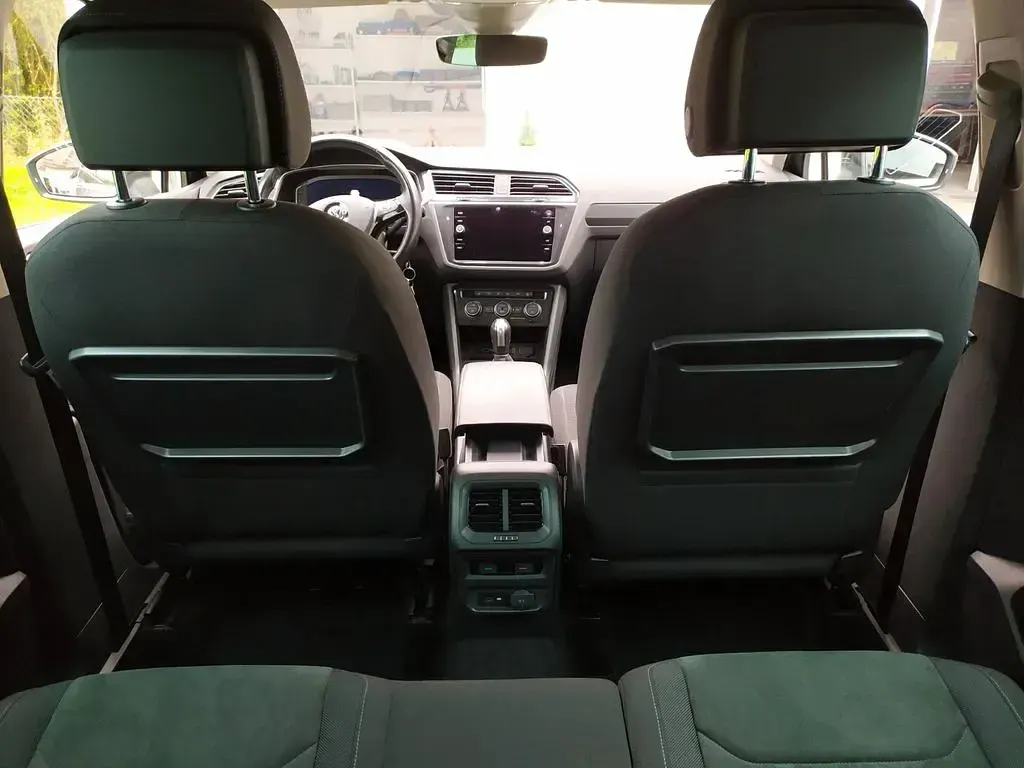 Gebraucht VW Tiguan Highline 150 PS (110 kW) 2020 Grau SUV